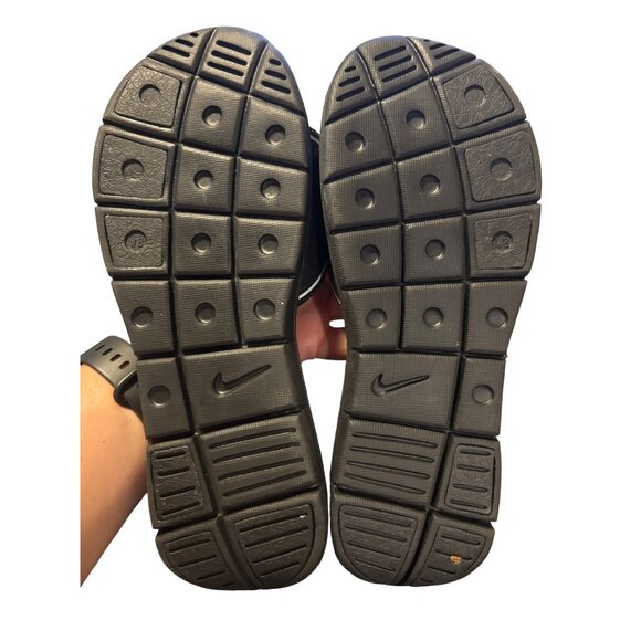Nike Comfort Footbed Slide Sandals Womens Size 8 Black White - Picture 3 of 5